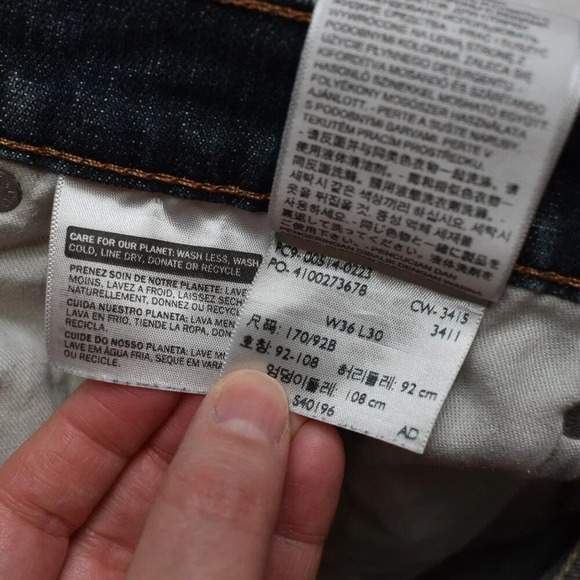 Levis 514 Mens Jeans Sz 36 x 30 Straight Dark Wash Denim Distressed 5 Pocket - Picture 11 of 16